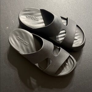 CROCS Classic Black Slide Sandals